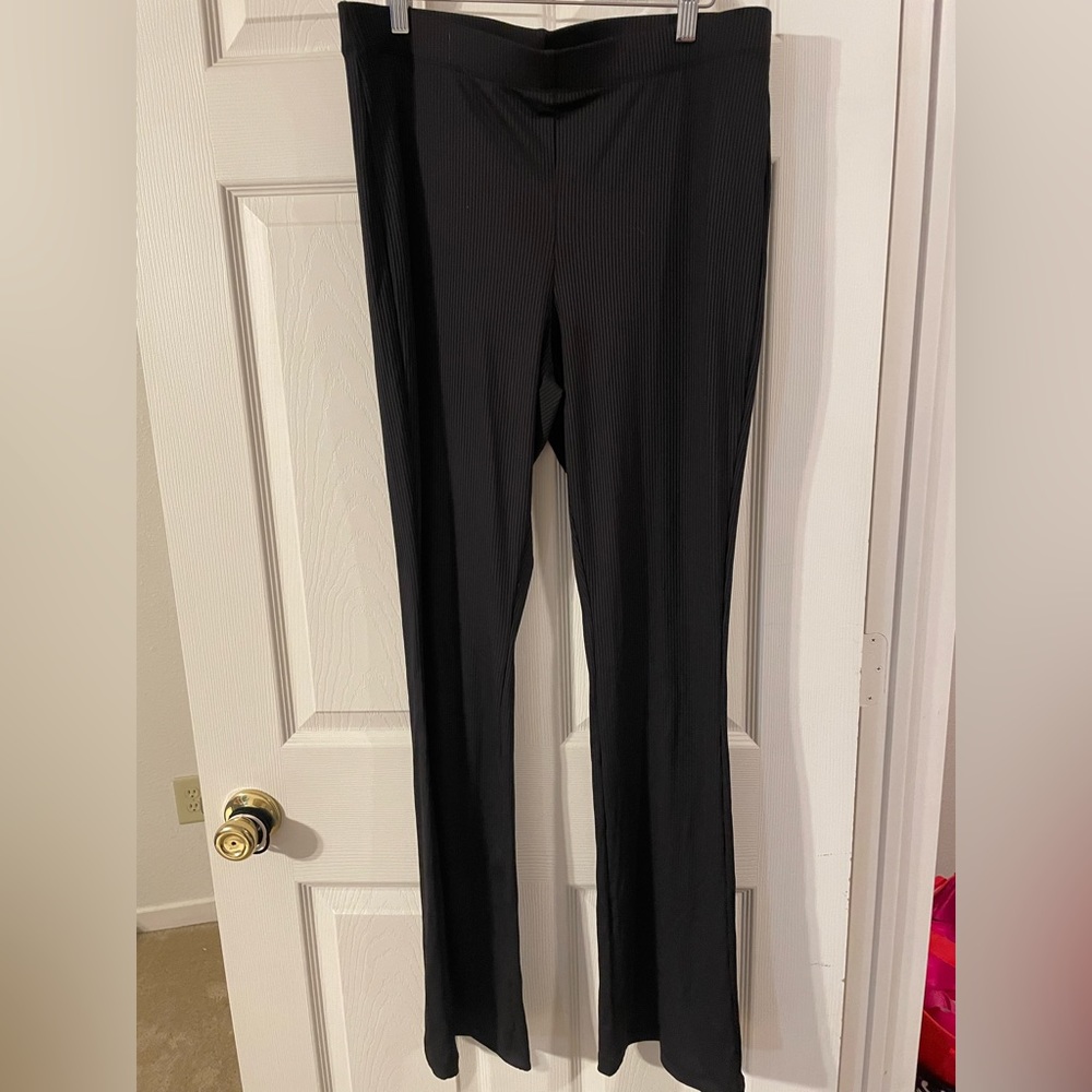 ribbed flare leggings